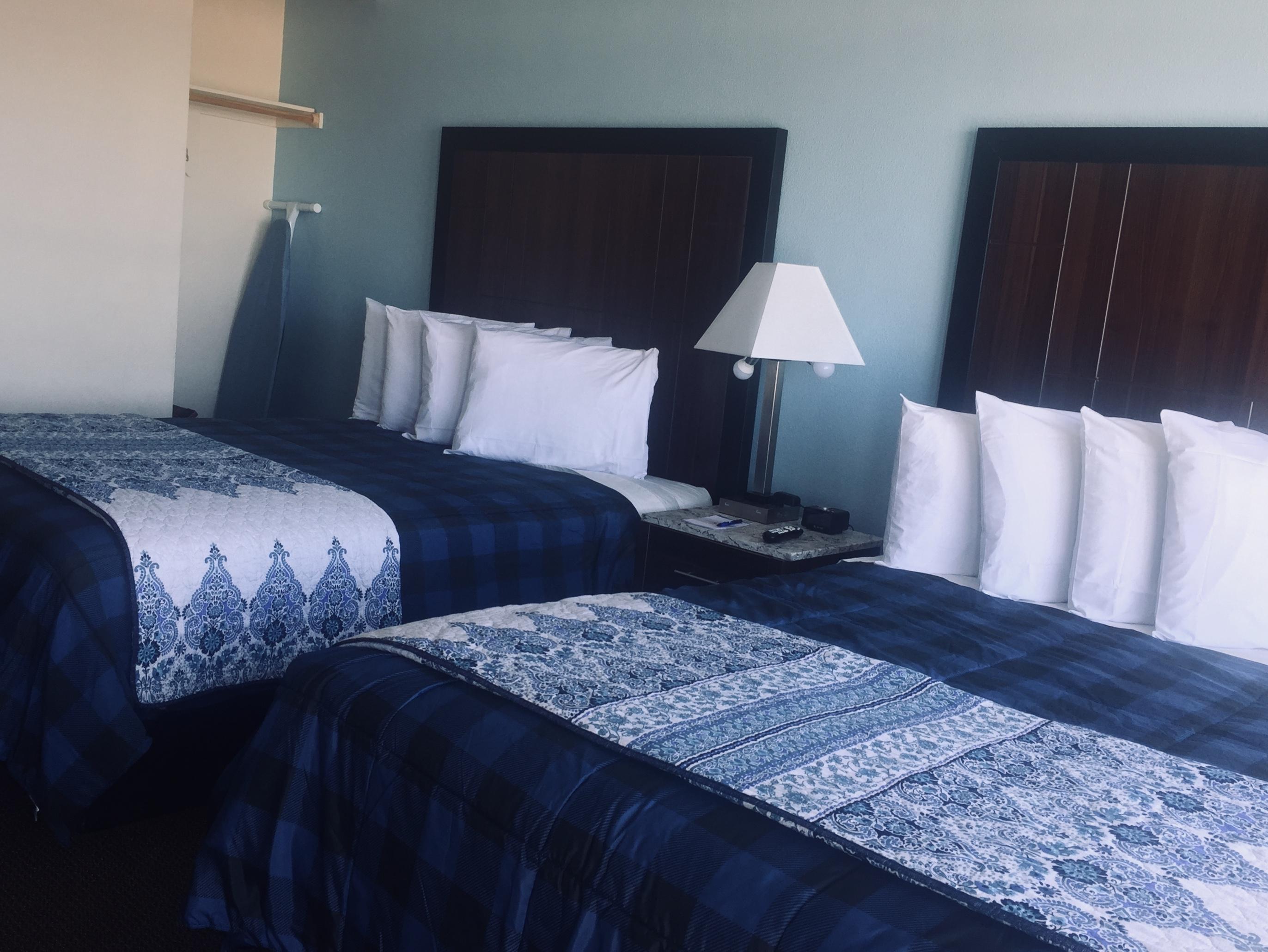 Dolphin Cove Motel Пізмо-Біч Екстер'єр фото